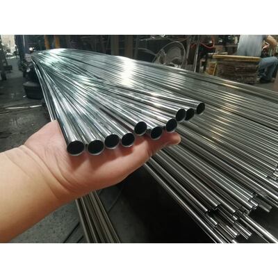 qualidade  Bright Polished Stainless Steel Tube and Pipe in Round and Square Shapes AISI 201 304 from Manufacturer fábrica