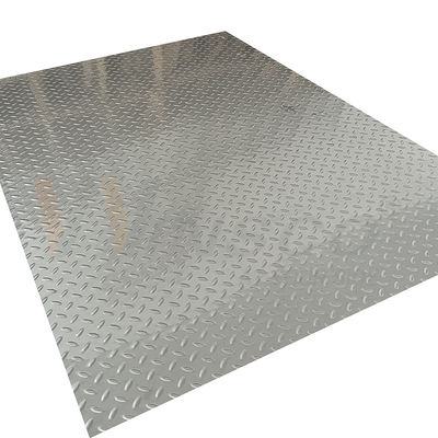 a grão de superfície de aço inoxidável gravada 20mm-1250mm do arroz da folha 2b dá forma à anti placa do deslizamento