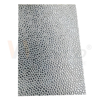 folha de aço inoxidável gravada revestimento 0.4mm-3.0mm do favo de mel 2B