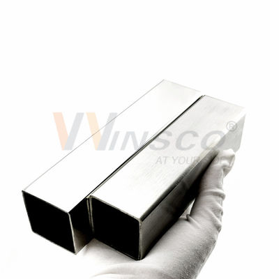 Tubo quadrado de aço inoxidável polido grão 600 AISI 201 304 para aplicações decorativas