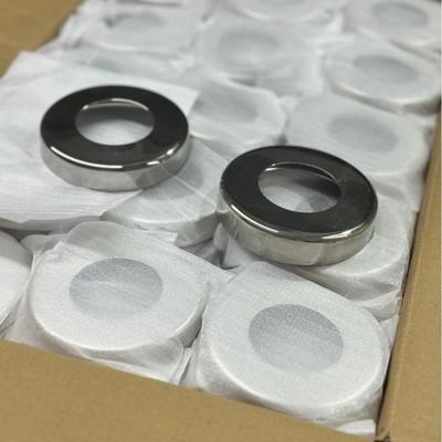 Capa de Base para Poste de Corrimão em Aço Inoxidável Compatível com Tubos Redondos de 38 Milímetros e 50 Milímetros para Guarda-corpos