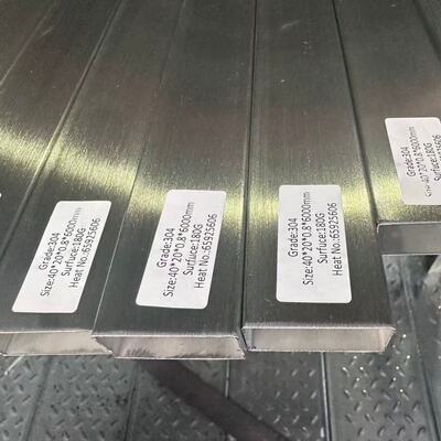 Tubo de Aço Inoxidável 316L Comprimento Padrão 2m 3m 5m 5,85m 6m 12m Tubo Sem Costura para Aplicações Químicas e Marinhas